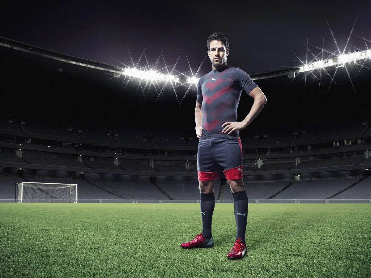 post card Cesc Fàbregas wears PUMA's new evoPOWER 1.2_Q2_01.webp